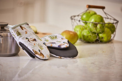 Guantes para microondas y platos calientes Farmhouse Ducks