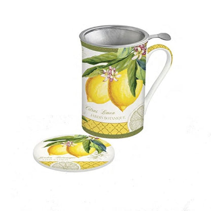 taza de porcelana con filtro y limones